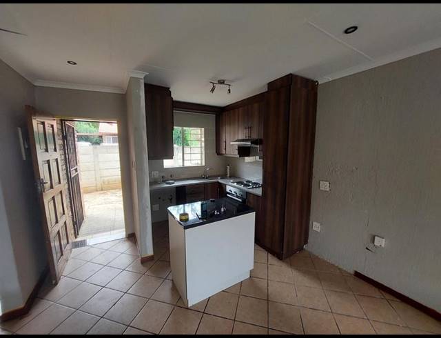 2 BEDROOM PROPERTY TO RENT IN HIGHVELD